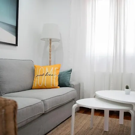 Διαμέρισμα Cimadevilla Iv *